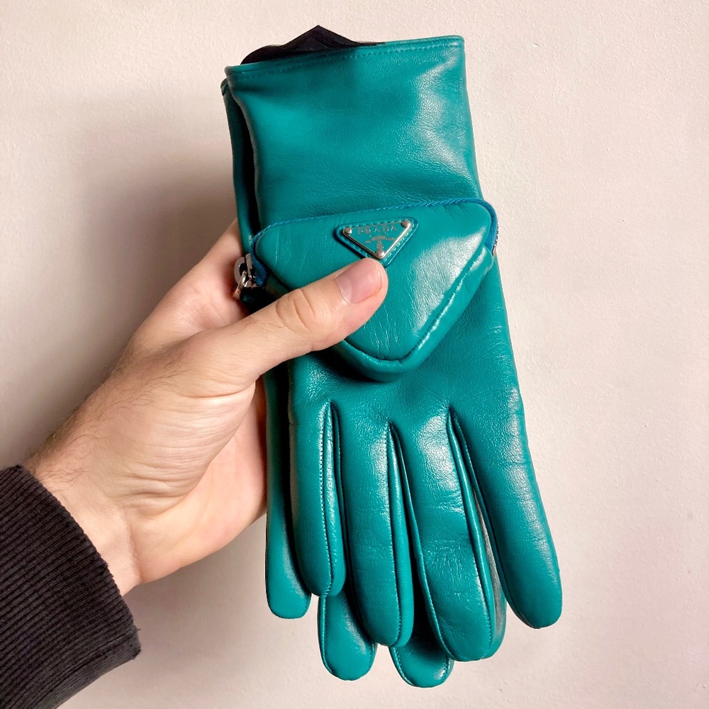 Prada Nappa leather gloves with pouch